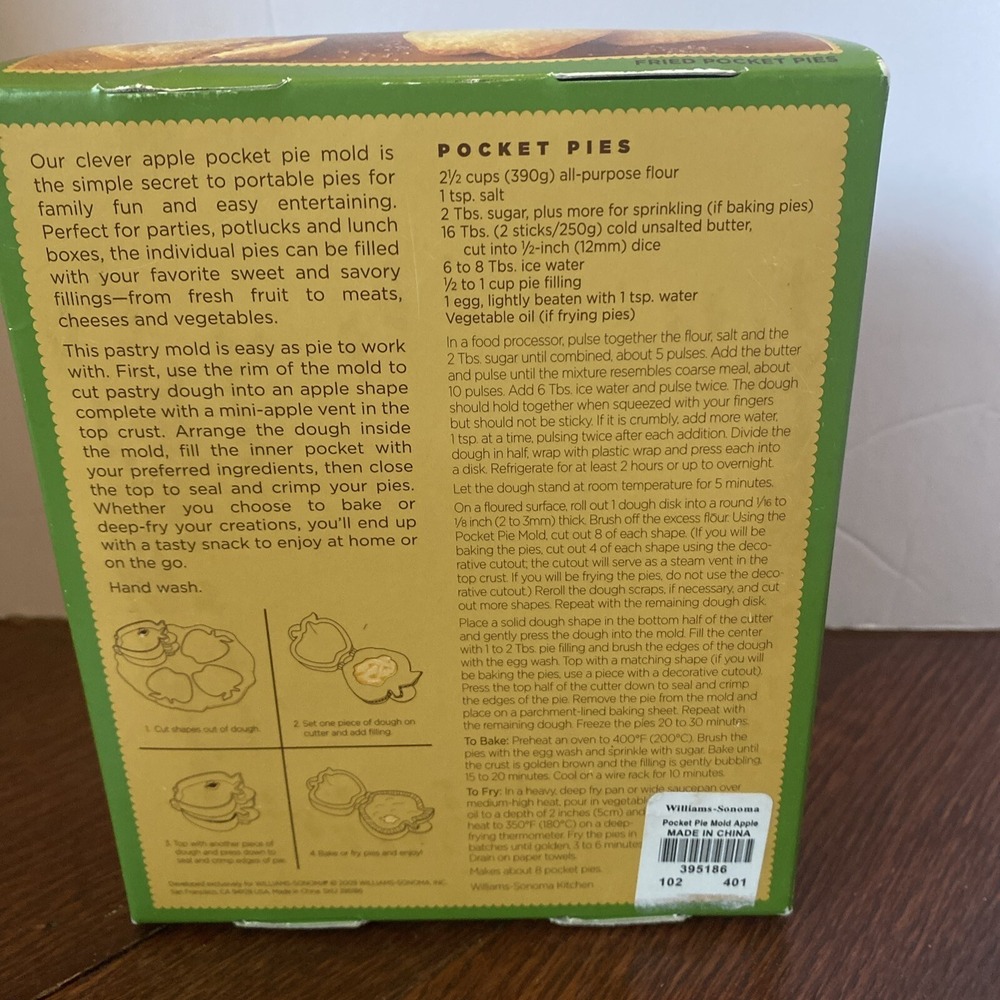 Williams Sonoma Apple Shaped Pocket Pie Mold 395186 - Picture 2 of 6